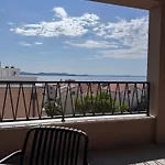 Antinov Suha Apartamento