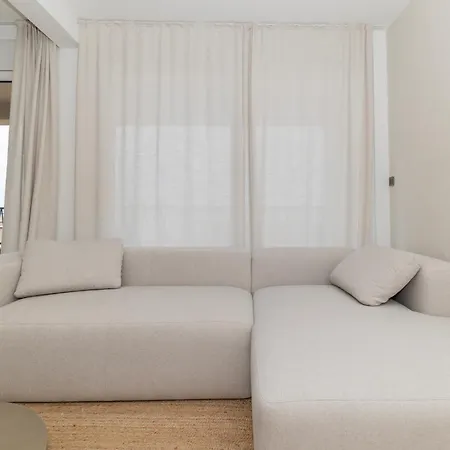 Antinov Romansa Apartman Zára