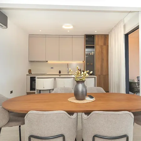 Antinov Romansa Apartman Zára